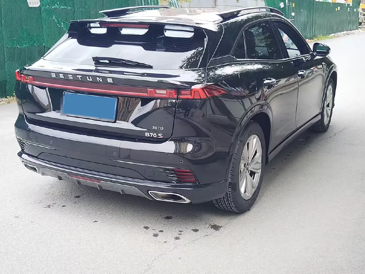 2022 Bestune B70S 1.5T 169HP L4 7DCT,autocango,china used car exporter,china ev exporter,chinese used car exporter,chinese used ev exporter