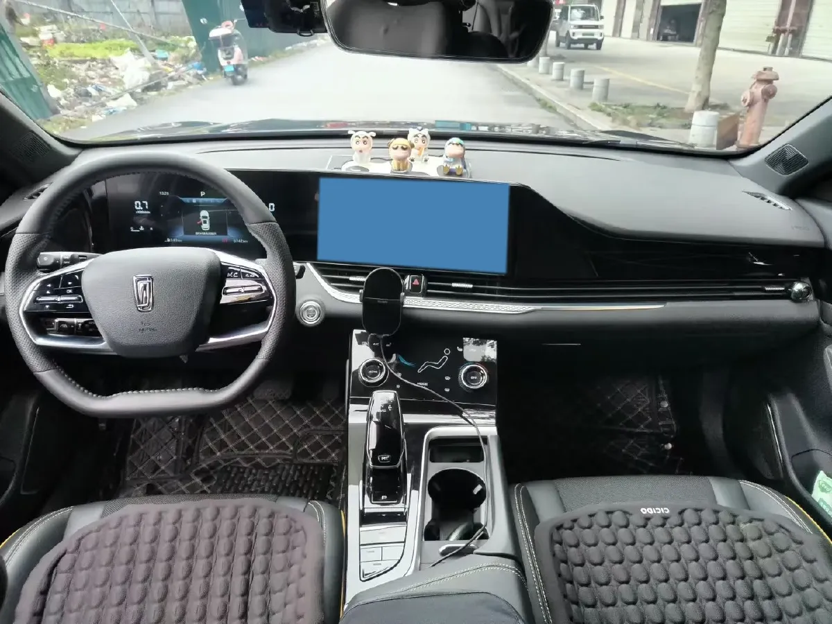 2022 Bestune B70S 1.5T 169HP L4 7DCT,autocango,china used car exporter,china ev exporter,chinese used car exporter,chinese used ev exporter