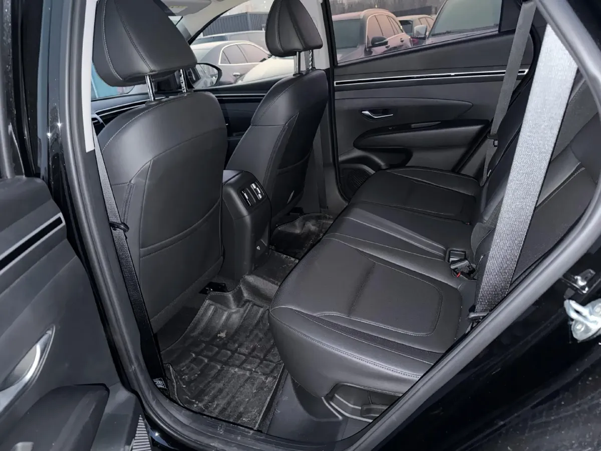 2023 Hyundai Tucson 1.5T 200HP L4 8AT,autocango,china used car exporter,china ev exporter,chinese used car exporter,chinese used ev exporter