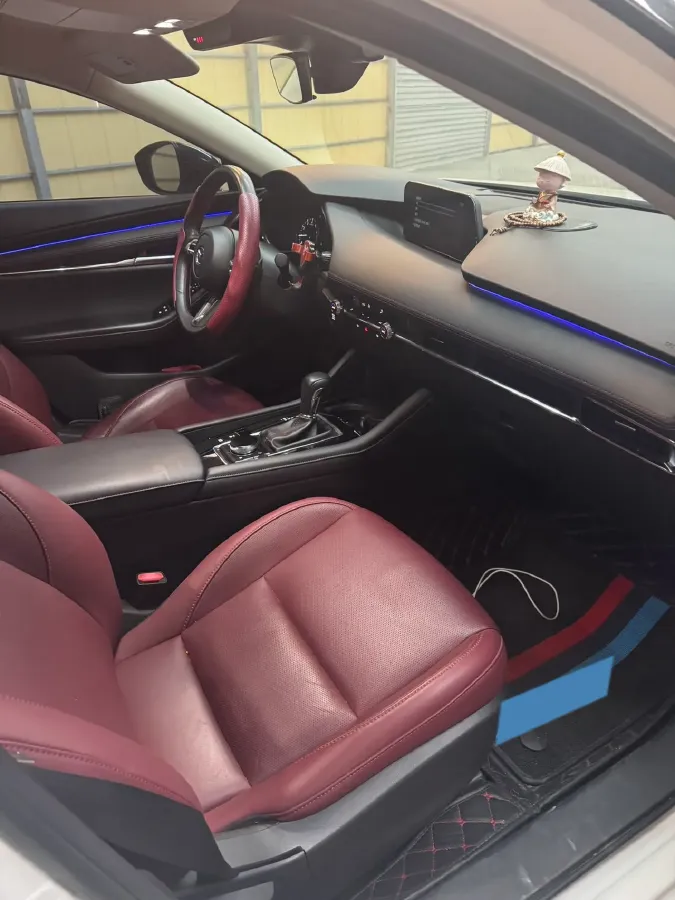 2022 Mazda 3 Axela 2.0L 158HP L4 6AT,autocango,china used car exporter,china ev exporter,chinese used car exporter,chinese used ev exporter