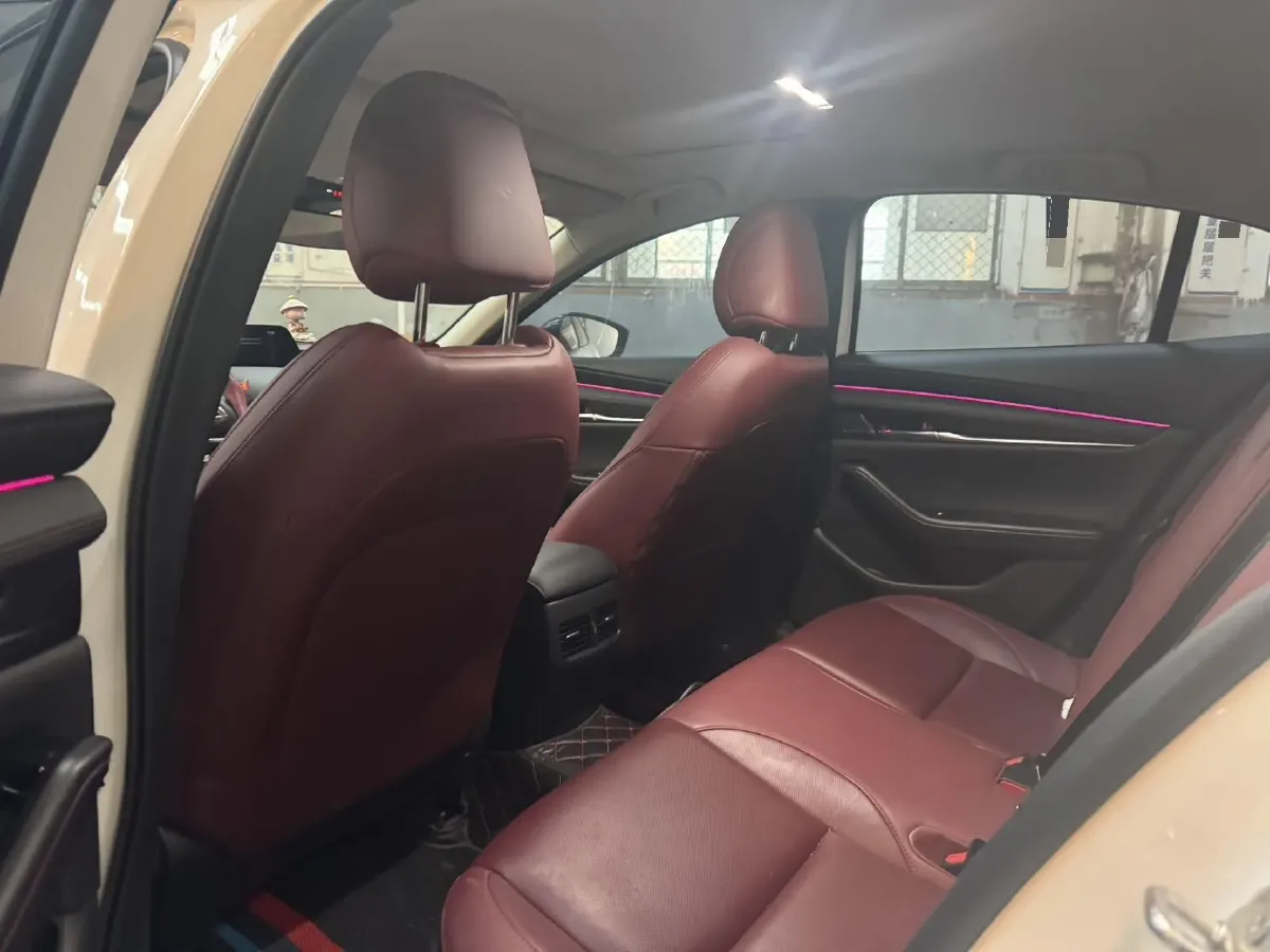 2022 Mazda 3 Axela 2.0L 158HP L4 6AT,autocango,china used car exporter,china ev exporter,chinese used car exporter,chinese used ev exporter