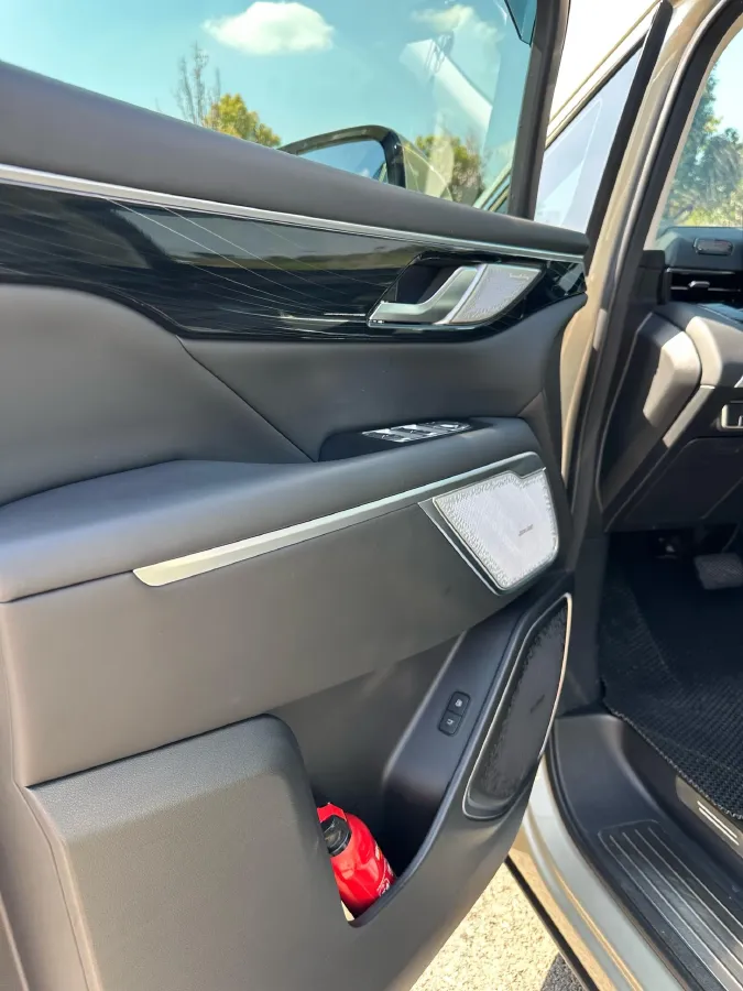 2024 Mercedes-Benz C Class 1.5T 204HP L4 9AT,autocango,china used car exporter,china ev exporter,chinese used car exporter,chinese used ev exporter