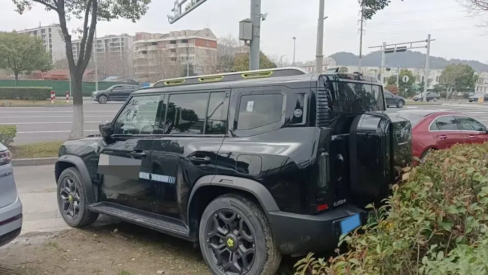 2024 Jetour ShanHai TravellerC-DM 1.5T 156HP L4 3DHT PHEV 43.24KWH,autocango,china used car exporter,china ev exporter,chinese used car exporter,chinese used ev exporter