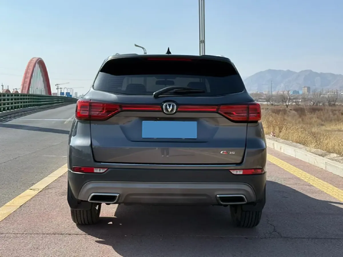 2022 ChangAn CS75 1.5T 180HP L4 7DCT,autocango,china used car exporter,china ev exporter,chinese used car exporter,chinese used ev exporter