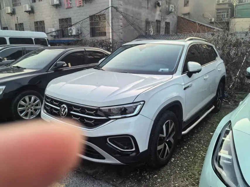 2024 Volkswagen Tayron 2.0T 186HP L4 7DCT,autocango,china used car exporter,china ev exporter,chinese used car exporter,chinese used ev exporter