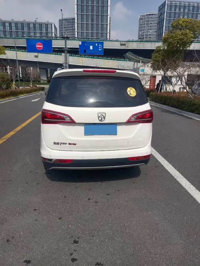 2019 BaoJun 730 1.5T 151HP L4 CVT,autocango,china used car exporter,china ev exporter,chinese used car exporter,chinese used ev exporter