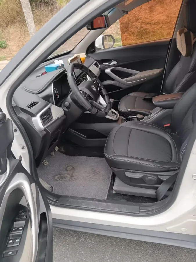 2017 BaoJun 510 1.5L 112HP L4 6MT,autocango,china used car exporter,china ev exporter,chinese used car exporter,chinese used ev exporter