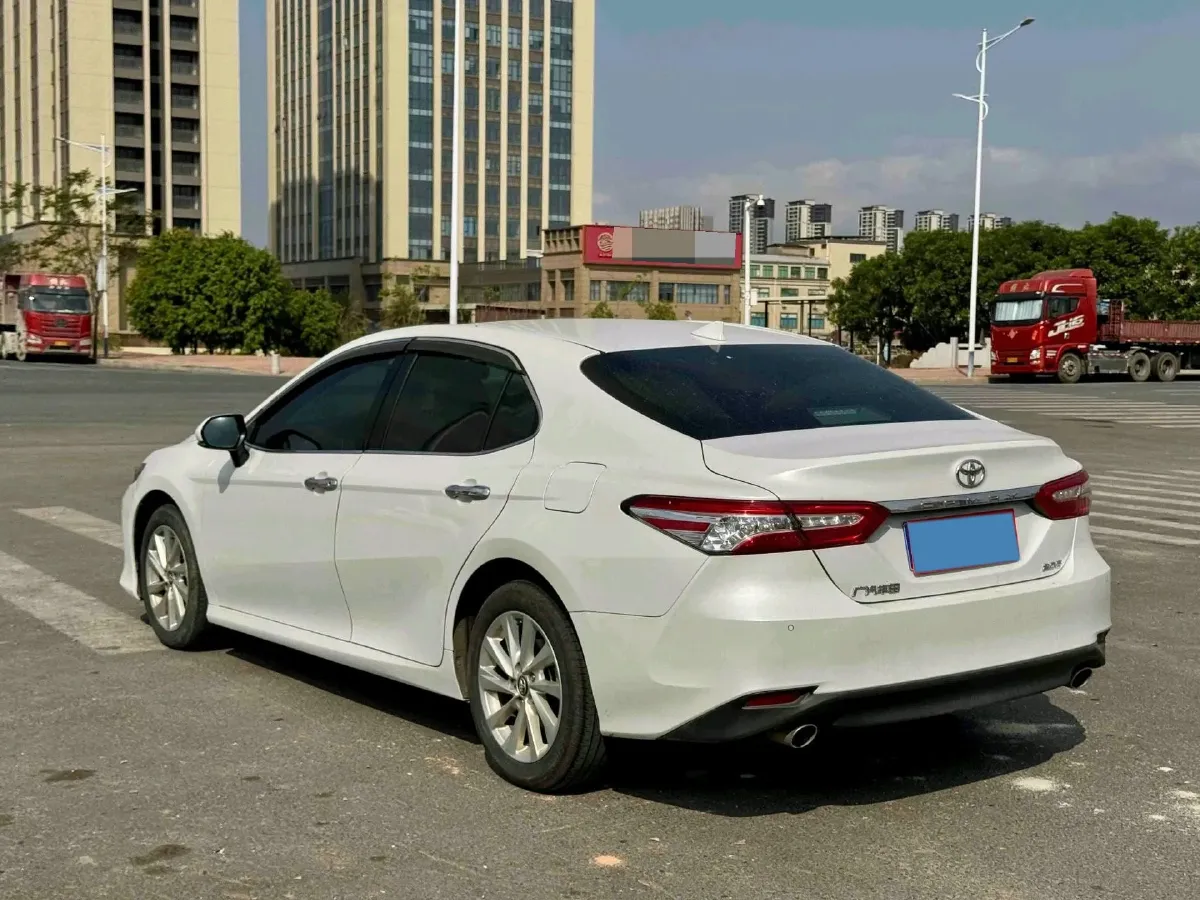 2023 Toyota Camry 2.0L 177HP L4 CVT,autocango,china used car exporter,china ev exporter,chinese used car exporter,chinese used ev exporter