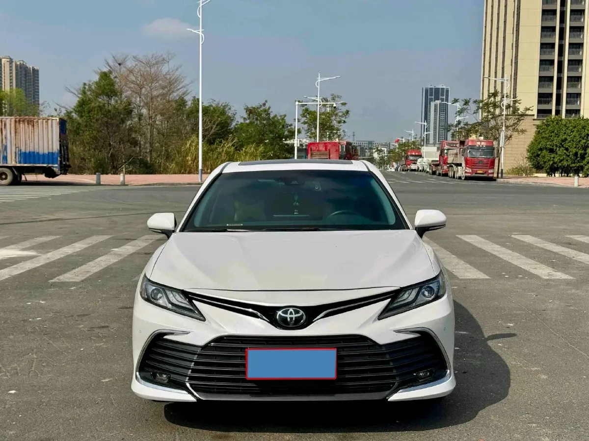 2023 Toyota Camry 2.0L 177HP L4 CVT,autocango,china used car exporter,china ev exporter,chinese used car exporter,chinese used ev exporter