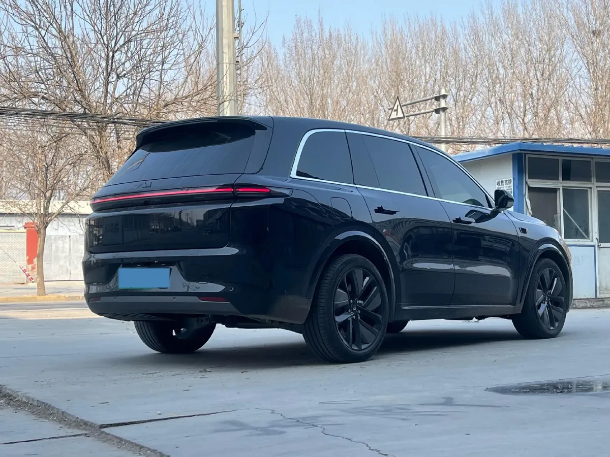 2023 Li L8 Range Extended 154HP REEV 40.9KWH,autocango,china used car exporter,china ev exporter,chinese used car exporter,chinese used ev exporter