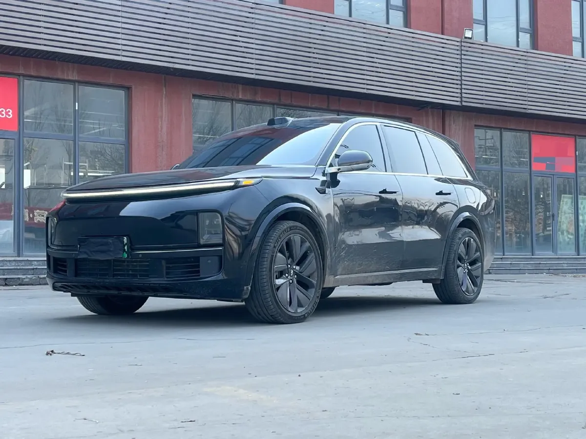 2023 Li L8 Range Extended 154HP REEV 40.9KWH,autocango,china used car exporter,china ev exporter,chinese used car exporter,chinese used ev exporter