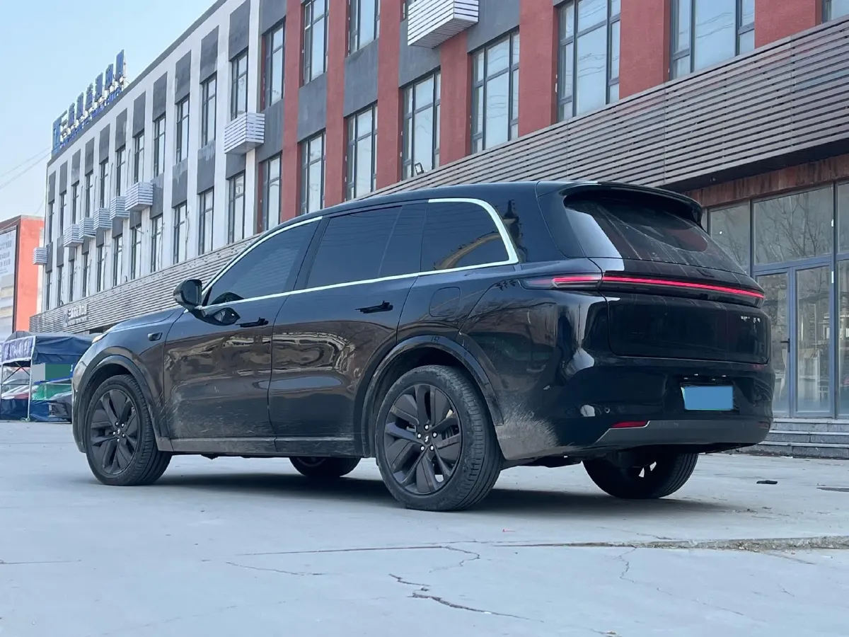 2023 Li L8 Range Extended 154HP REEV 40.9KWH,autocango,china used car exporter,china ev exporter,chinese used car exporter,chinese used ev exporter