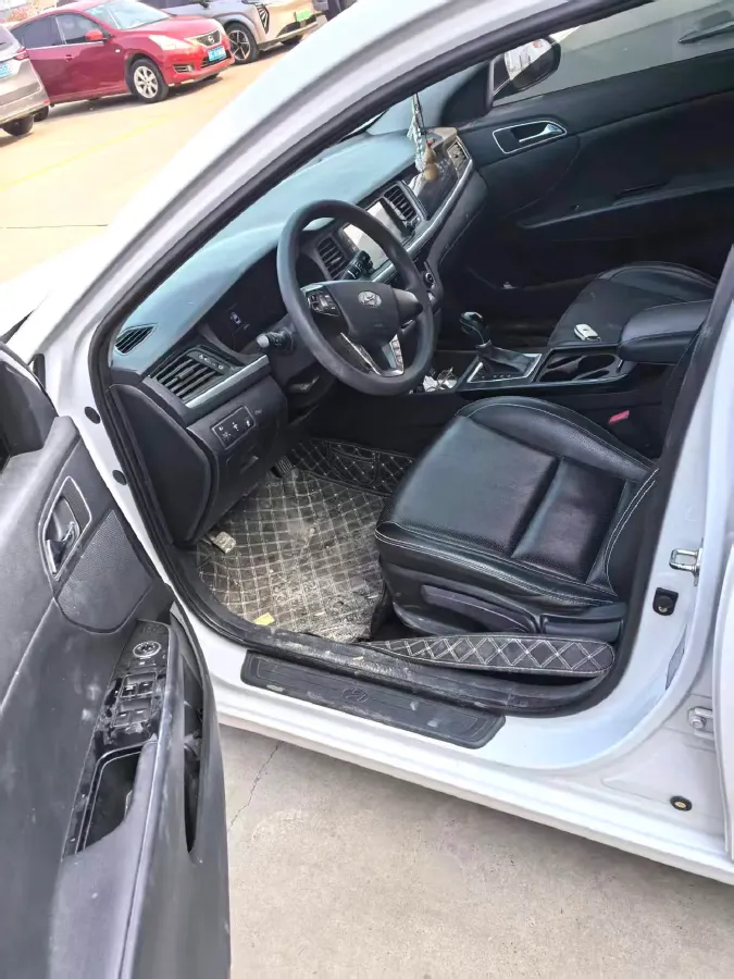 2017 Hyundai Mistra 1.6T 175HP L4 7DCT,autocango,china used car exporter,china ev exporter,chinese used car exporter,chinese used ev exporter