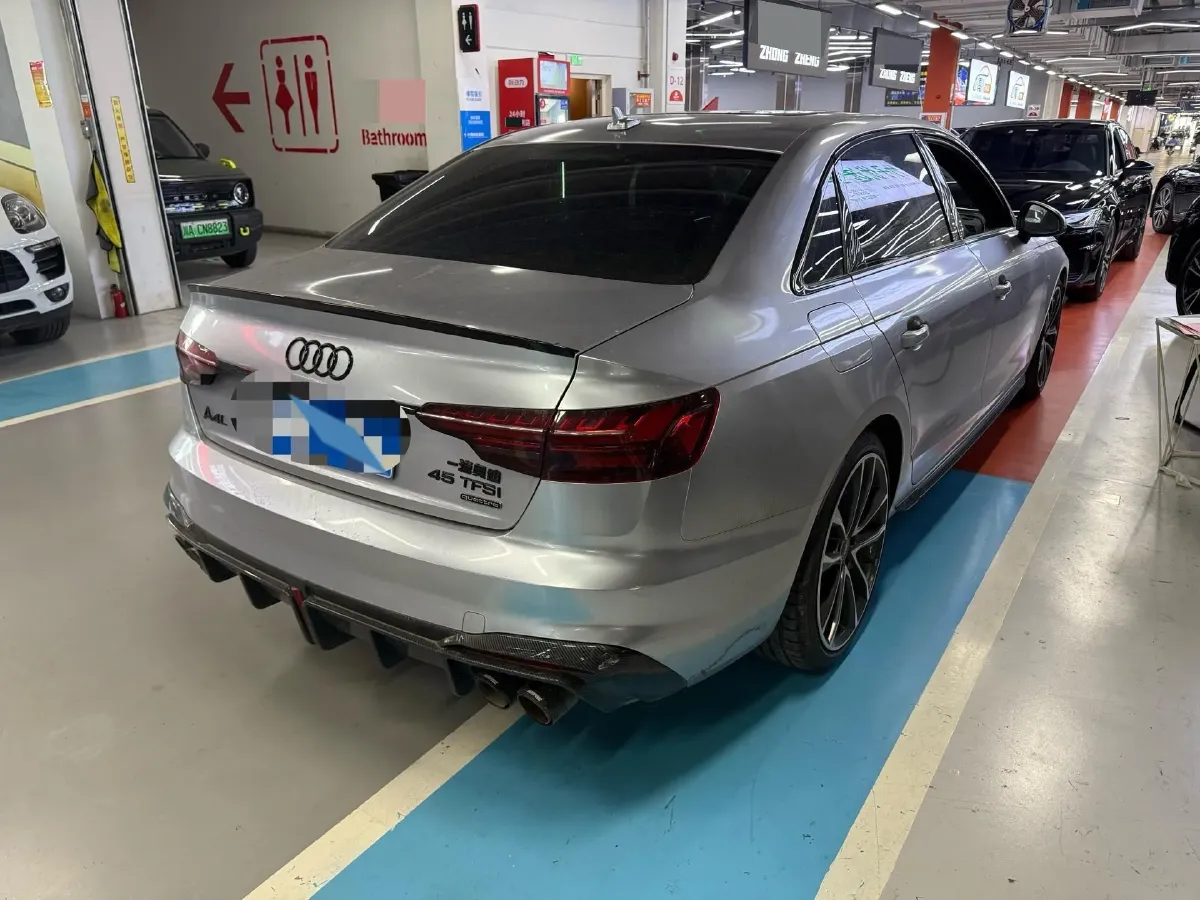 2023 Audi A4L 2.0T 190HP L4 7DCT,autocango,china used car exporter,china ev exporter,chinese used car exporter,chinese used ev exporter
