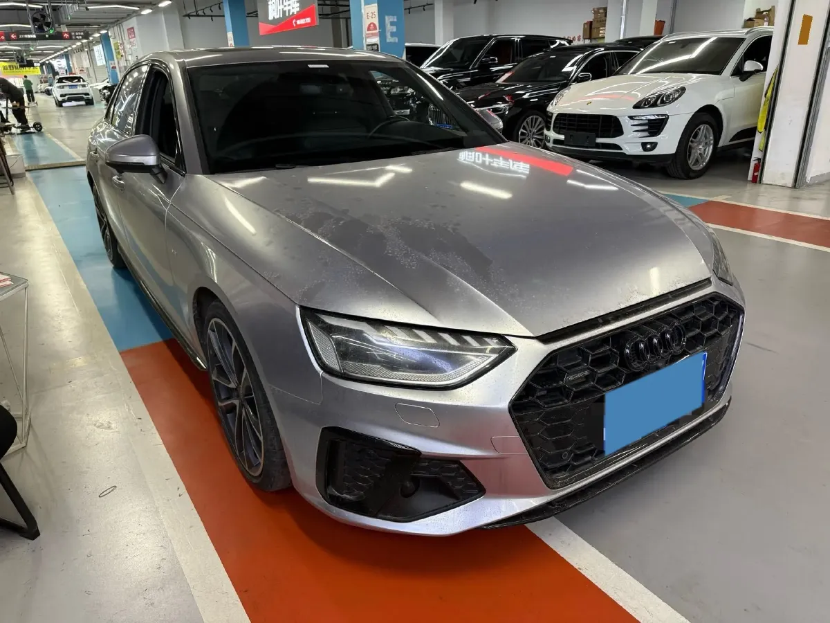2023 Audi A4L 2.0T 190HP L4 7DCT,autocango,china used car exporter,china ev exporter,chinese used car exporter,chinese used ev exporter