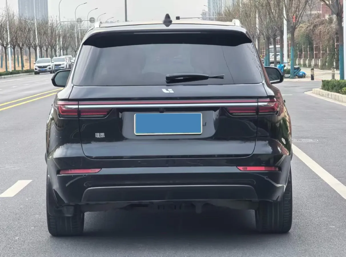 2021 Li ONE Range Extended 131HP REEV 40.5KWH,autocango,china used car exporter,china ev exporter,chinese used car exporter,chinese used ev exporter
