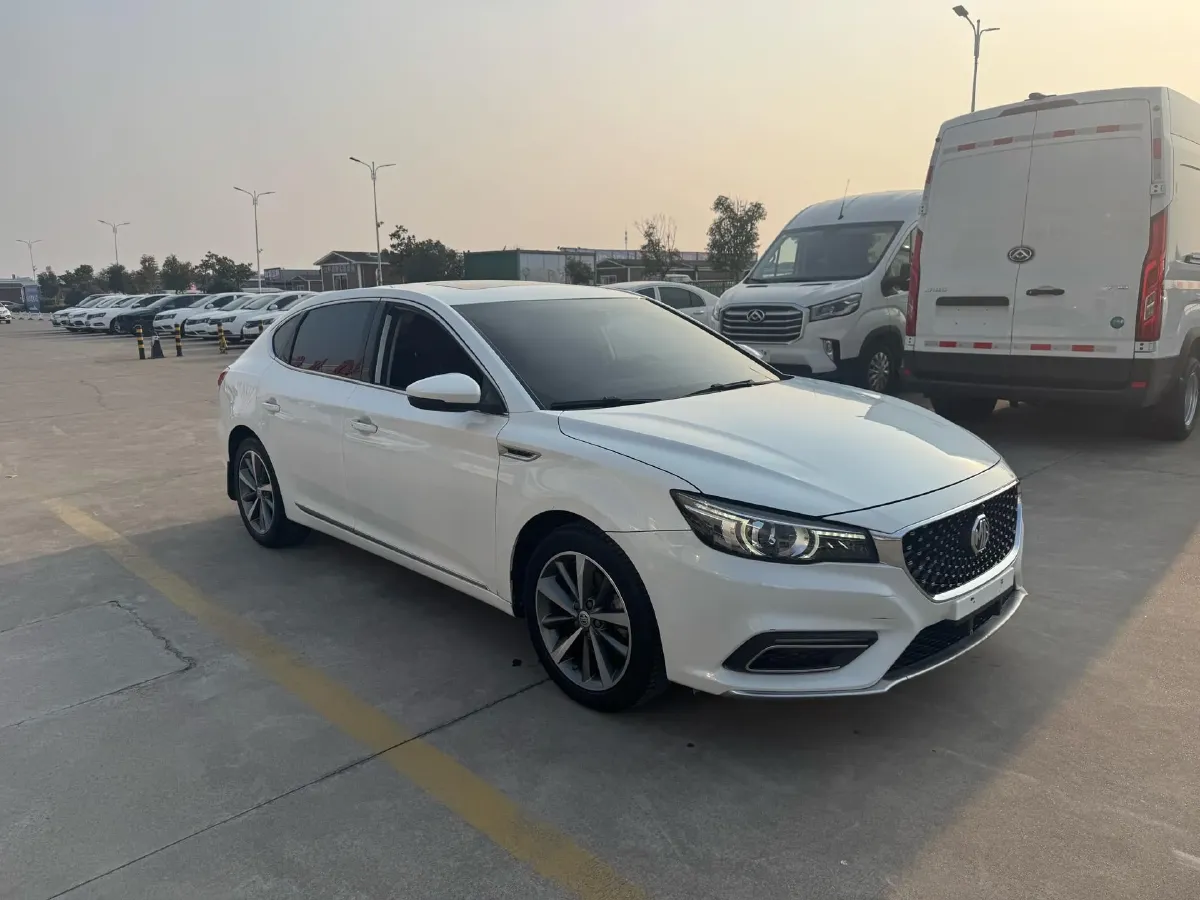 2018 MG MG6 1.5T 169HP L4 6MT,autocango,china used car exporter,china ev exporter,chinese used car exporter,chinese used ev exporter