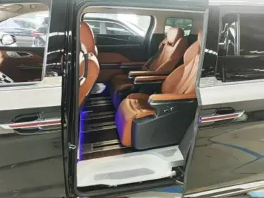 2023 HongQi HQ9 2.0T 252HP L4 8AT,autocango,china used car exporter,china ev exporter,chinese used car exporter,chinese used ev exporter