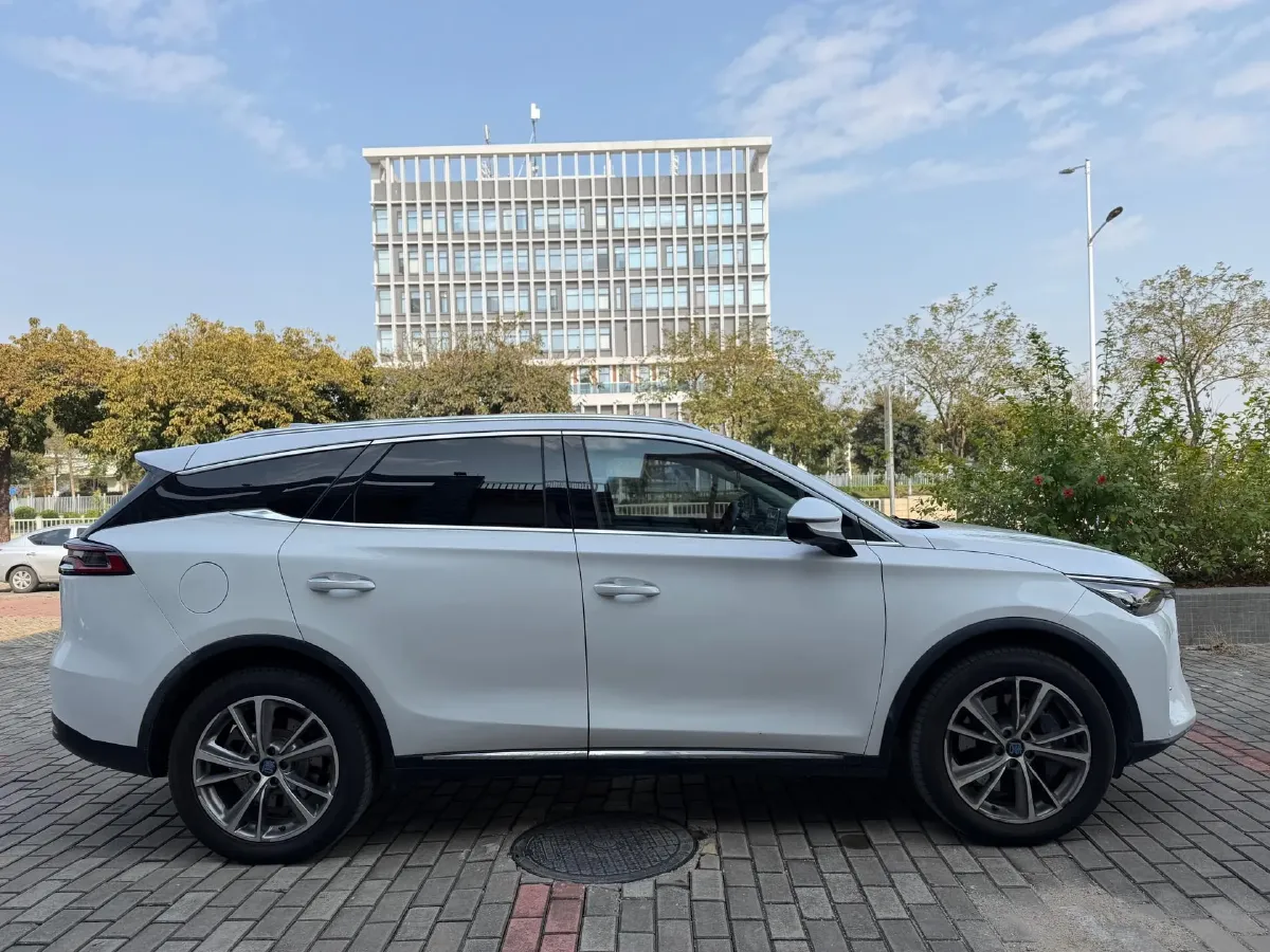 2019 Buick EnvisionPlus 2.0T 260HP L4 9AT,autocango,china used car exporter,china ev exporter,chinese used car exporter,chinese used ev exporter