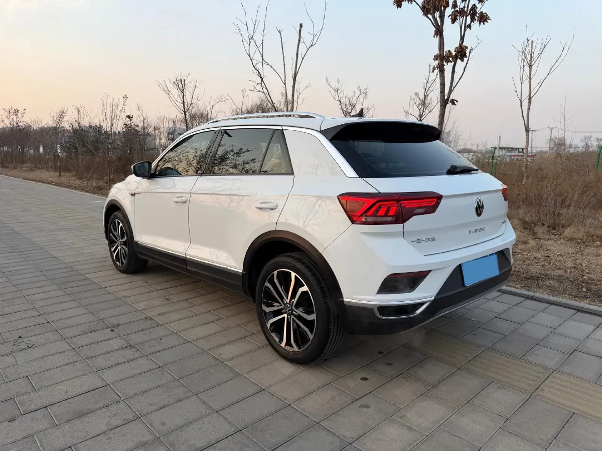 2021 Volkswagen T-Roc 1.4T 150HP L4 7DCT,autocango,china used car exporter,china ev exporter,chinese used car exporter,chinese used ev exporter