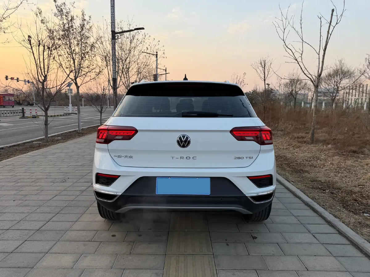 2021 Volkswagen T-Roc 1.4T 150HP L4 7DCT,autocango,china used car exporter,china ev exporter,chinese used car exporter,chinese used ev exporter