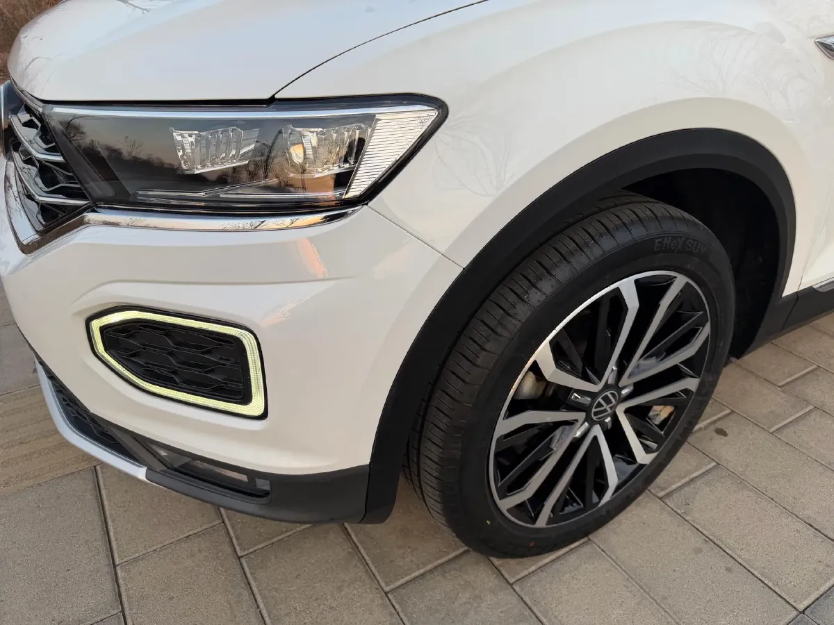2021 Volkswagen T-Roc 1.4T 150HP L4 7DCT,autocango,china used car exporter,china ev exporter,chinese used car exporter,chinese used ev exporter