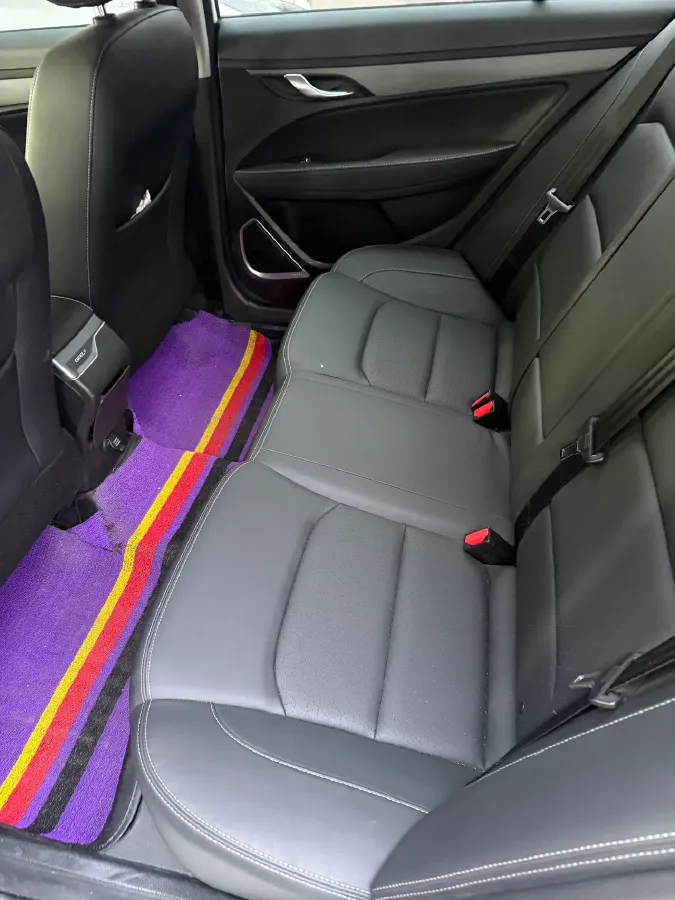 2020 Geely Emgrand 1.5L 109HP L4 5MT,autocango,china used car exporter,china ev exporter,chinese used car exporter,chinese used ev exporter