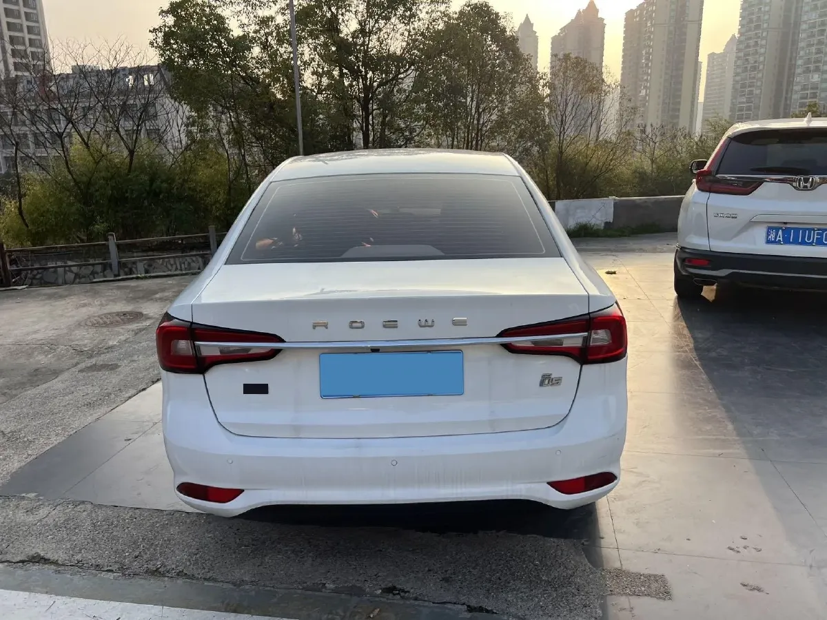 2019 Roewe i5 1.5L 120HP L4 CVT,autocango,china used car exporter,china ev exporter,chinese used car exporter,chinese used ev exporter