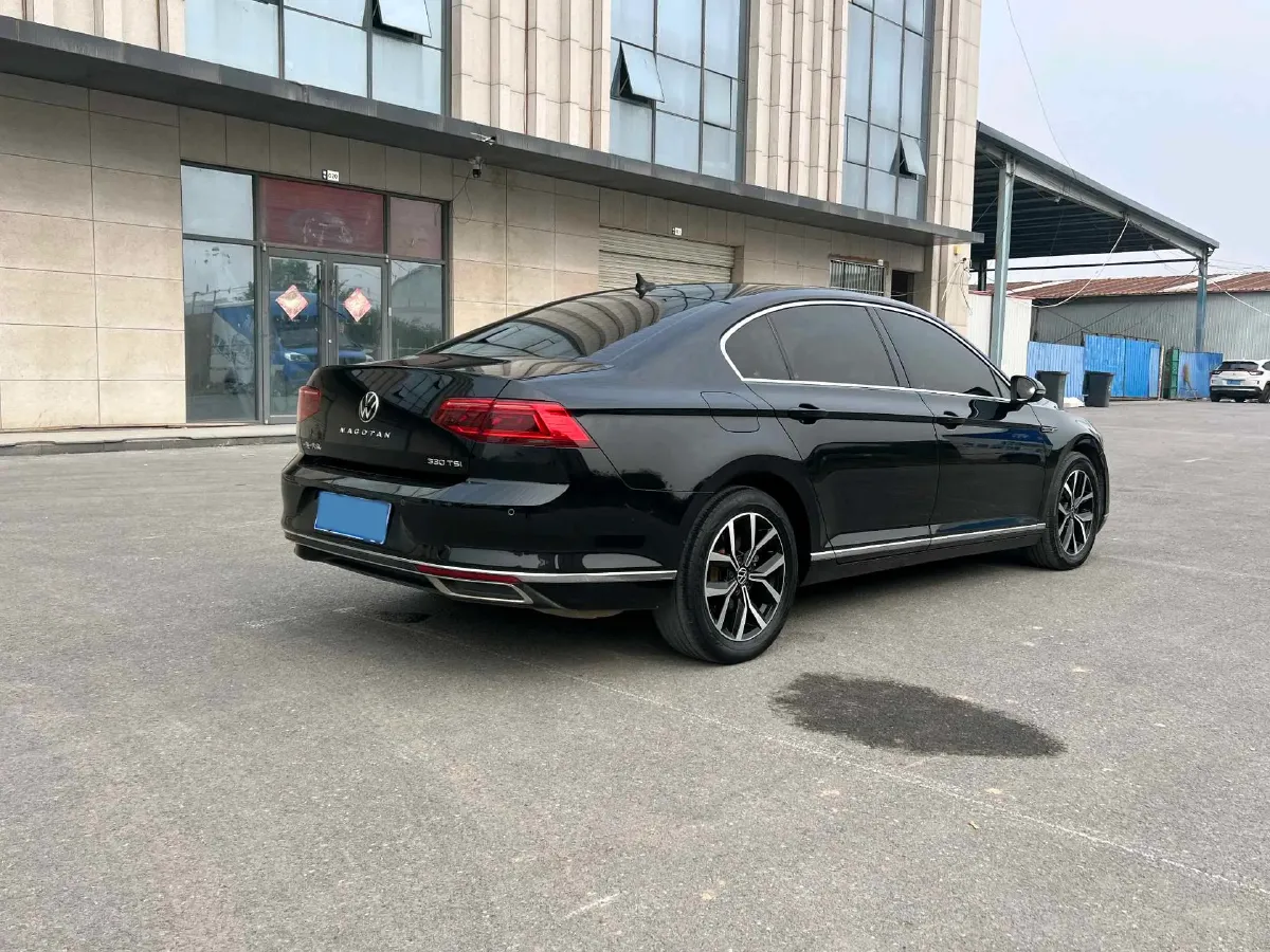 2021 Volkswagen Magotan 2.0T 186HP L4 7DCT,autocango,china used car exporter,china ev exporter,chinese used car exporter,chinese used ev exporter