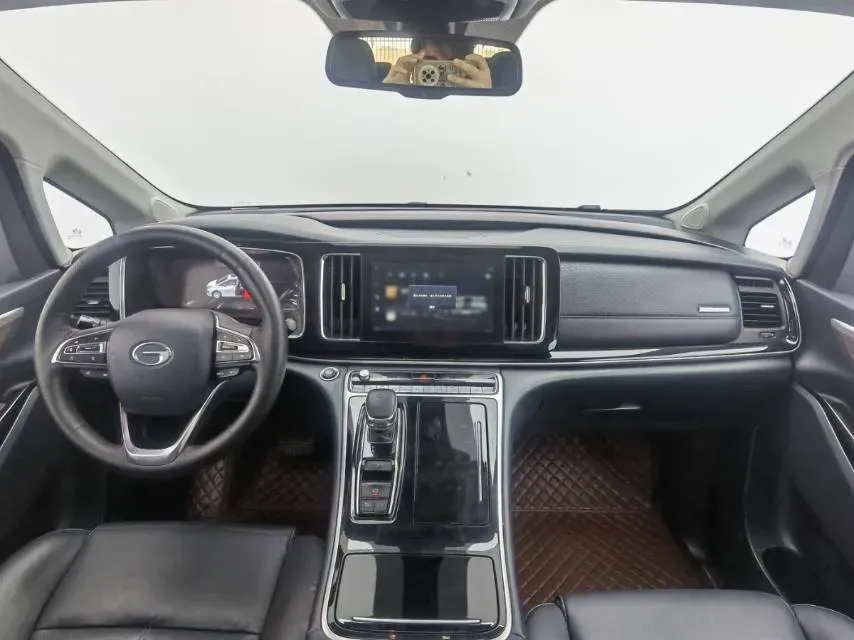 2021 GAC Trumpchi M8 2.0T 252HP L4 8AT,autocango,china used car exporter,china ev exporter,chinese used car exporter,chinese used ev exporter