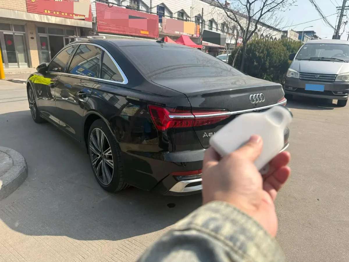2023 Audi A6L 2.0T 245HP L4 7DCT,autocango,china used car exporter,china ev exporter,chinese used car exporter,chinese used ev exporter