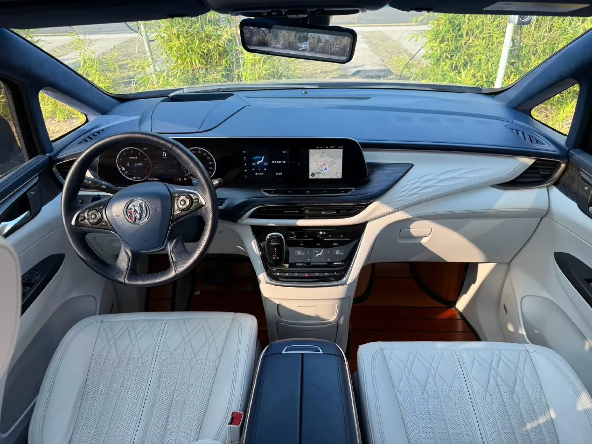 2021 Buick GL8 2.0T 237HP L4 9AT,autocango,china used car exporter,china ev exporter,chinese used car exporter,chinese used ev exporter
