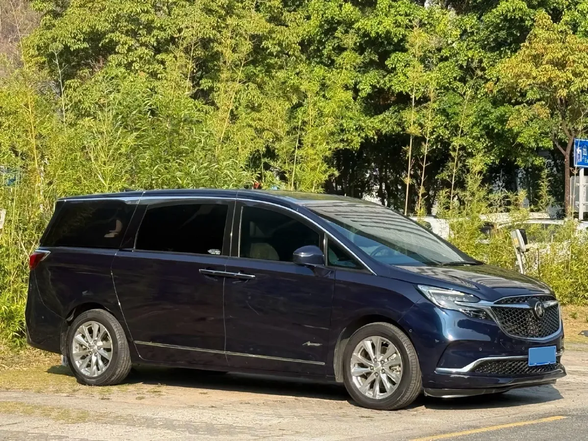 2021 Buick GL8 2.0T 237HP L4 9AT,autocango,china used car exporter,china ev exporter,chinese used car exporter,chinese used ev exporter