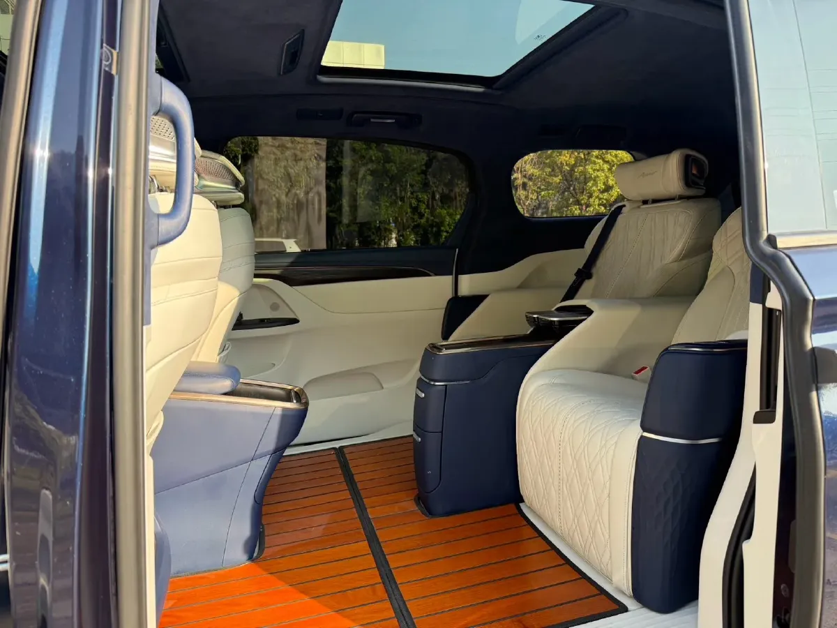 2021 Buick GL8 2.0T 237HP L4 9AT,autocango,china used car exporter,china ev exporter,chinese used car exporter,chinese used ev exporter