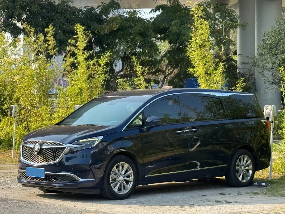 2021 Buick GL8 2.0T 237HP L4 9AT,autocango,china used car exporter,china ev exporter,chinese used car exporter,chinese used ev exporter