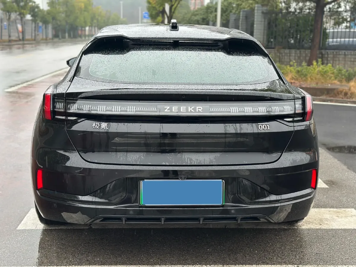 2023 Zeekr 001 BEV 86KWH,autocango,china used car exporter,china ev exporter,chinese used car exporter,chinese used ev exporter