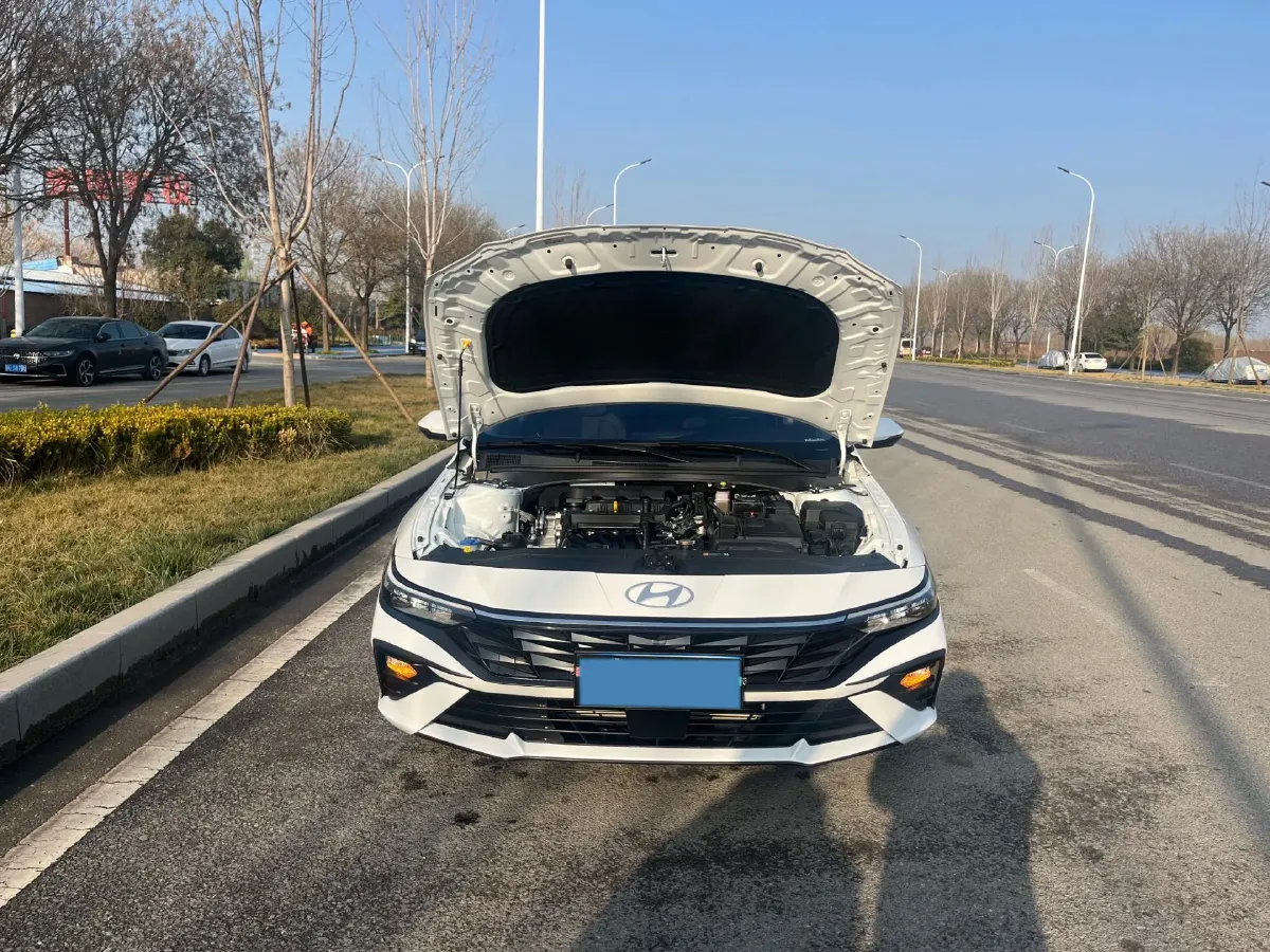 2023 Hyundai Elantra 1.5L 115HP L4 CVT,autocango,china used car exporter,china ev exporter,chinese used car exporter,chinese used ev exporter