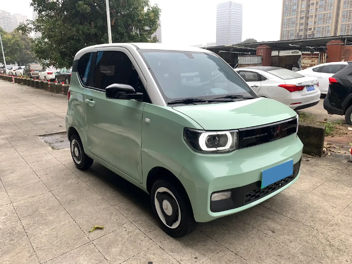 2022 WuLing HongGuang MINI EV BEV 13.9KWH,autocango,china used car exporter,china ev exporter,chinese used car exporter,chinese used ev exporter
