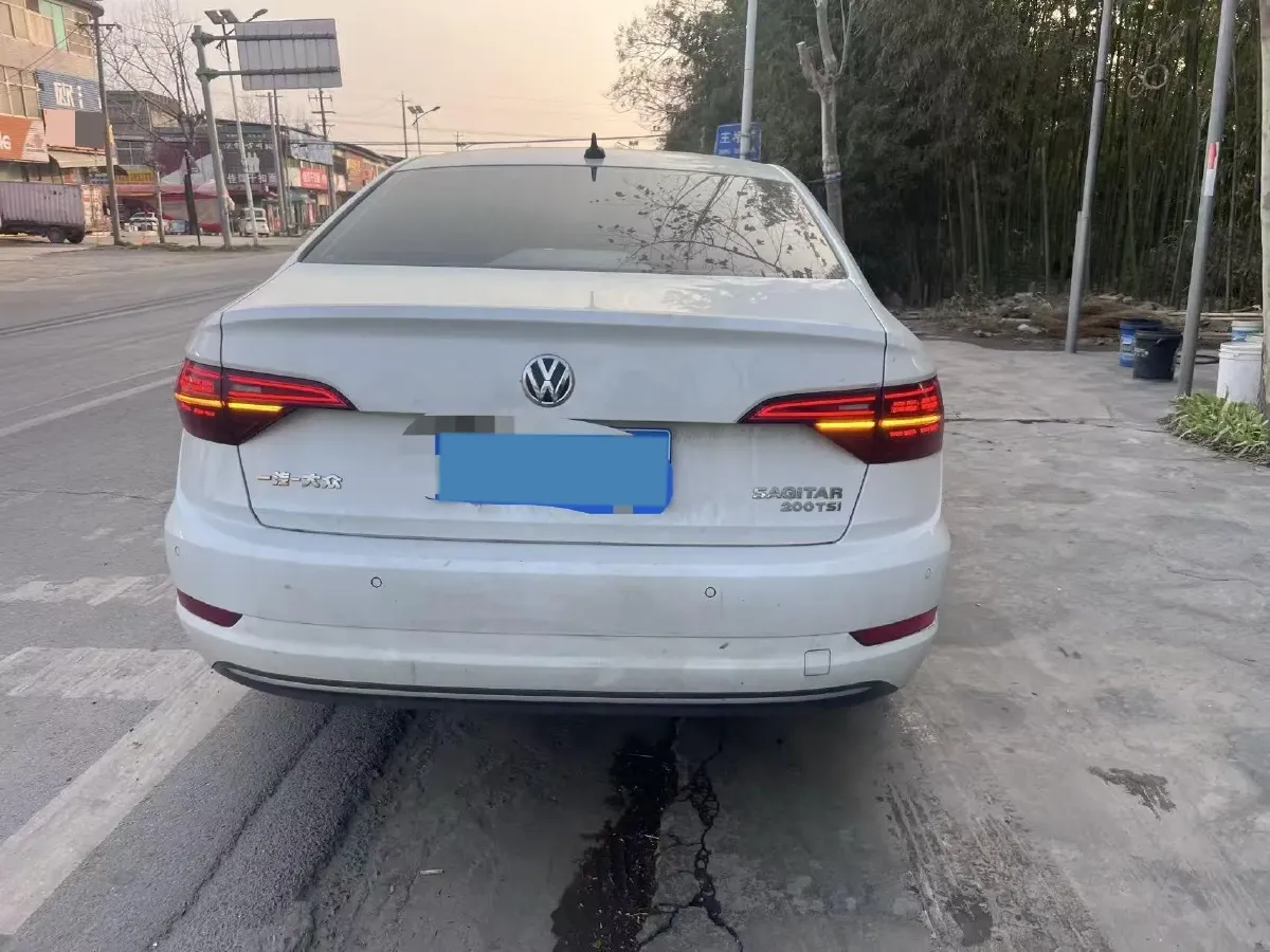 2021 Volkswagen Sagitar 1.2T 116HP L4 7DCT,autocango,china used car exporter,china ev exporter,chinese used car exporter,chinese used ev exporter