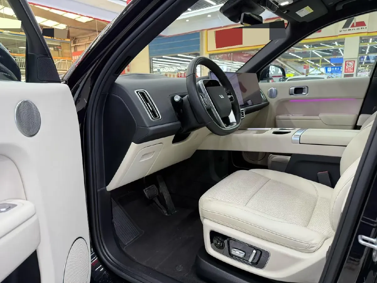 2023 Li L8 Range Extended 154HP REEV 40.9KWH,autocango,china used car exporter,china ev exporter,chinese used car exporter,chinese used ev exporter
