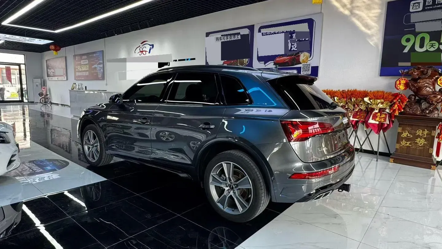 2021 Audi Q5L 2.0T 190HP L4 7DCT,autocango,china used car exporter,china ev exporter,chinese used car exporter,chinese used ev exporter