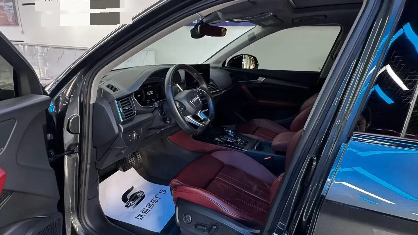 2021 Audi Q5L 2.0T 190HP L4 7DCT,autocango,china used car exporter,china ev exporter,chinese used car exporter,chinese used ev exporter