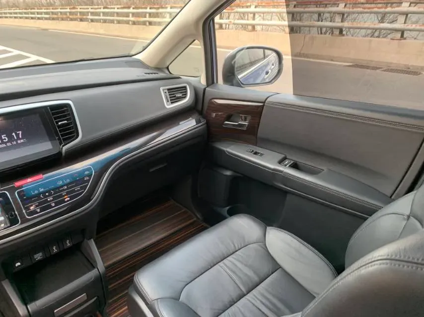 2021 Honda Odyssey 2.0L 146HP L4 E-CVT Hybrid,autocango,china used car exporter,china ev exporter,chinese used car exporter,chinese used ev exporter