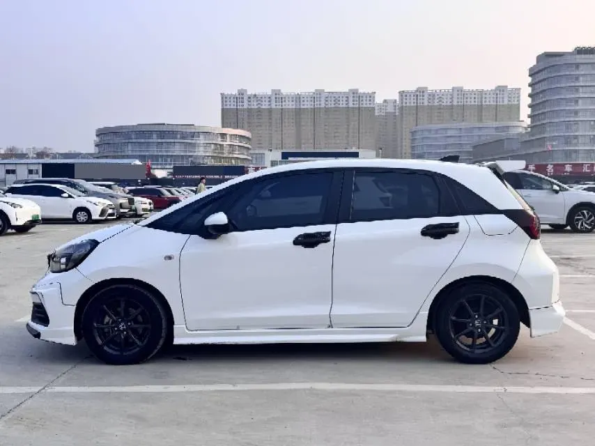 2022 Honda Fit 1.5L 131HP L4 CVT,autocango,china used car exporter,china ev exporter,chinese used car exporter,chinese used ev exporter