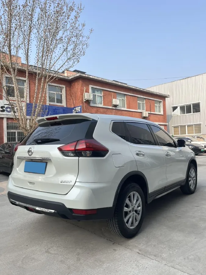 2021 Nissan X-Trail 2.0L 151HP L4 CVT,autocango,china used car exporter,china ev exporter,chinese used car exporter,chinese used ev exporter