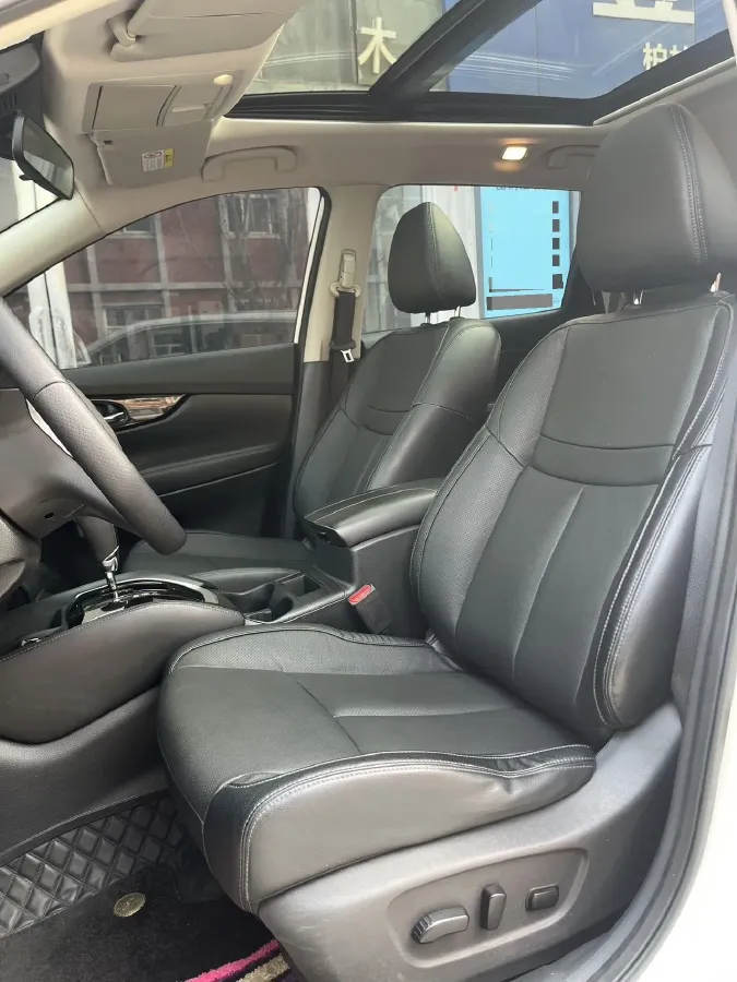 2021 Nissan X-Trail 2.0L 151HP L4 CVT,autocango,china used car exporter,china ev exporter,chinese used car exporter,chinese used ev exporter