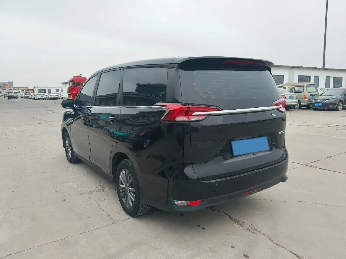 2024 MAXUS G50 1.5T 181HP L4 6MT,autocango,china used car exporter,china ev exporter,chinese used car exporter,chinese used ev exporter