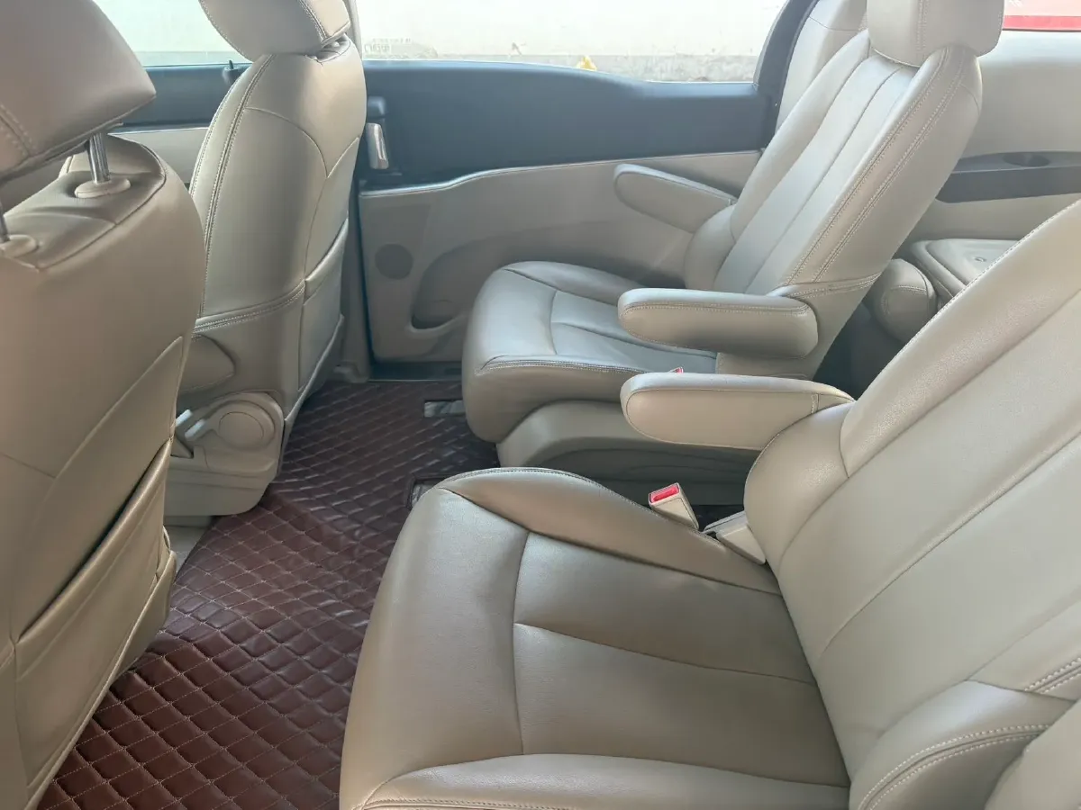 2021 Buick GL8 2.0T 237HP L4 9AT,autocango,china used car exporter,china ev exporter,chinese used car exporter,chinese used ev exporter