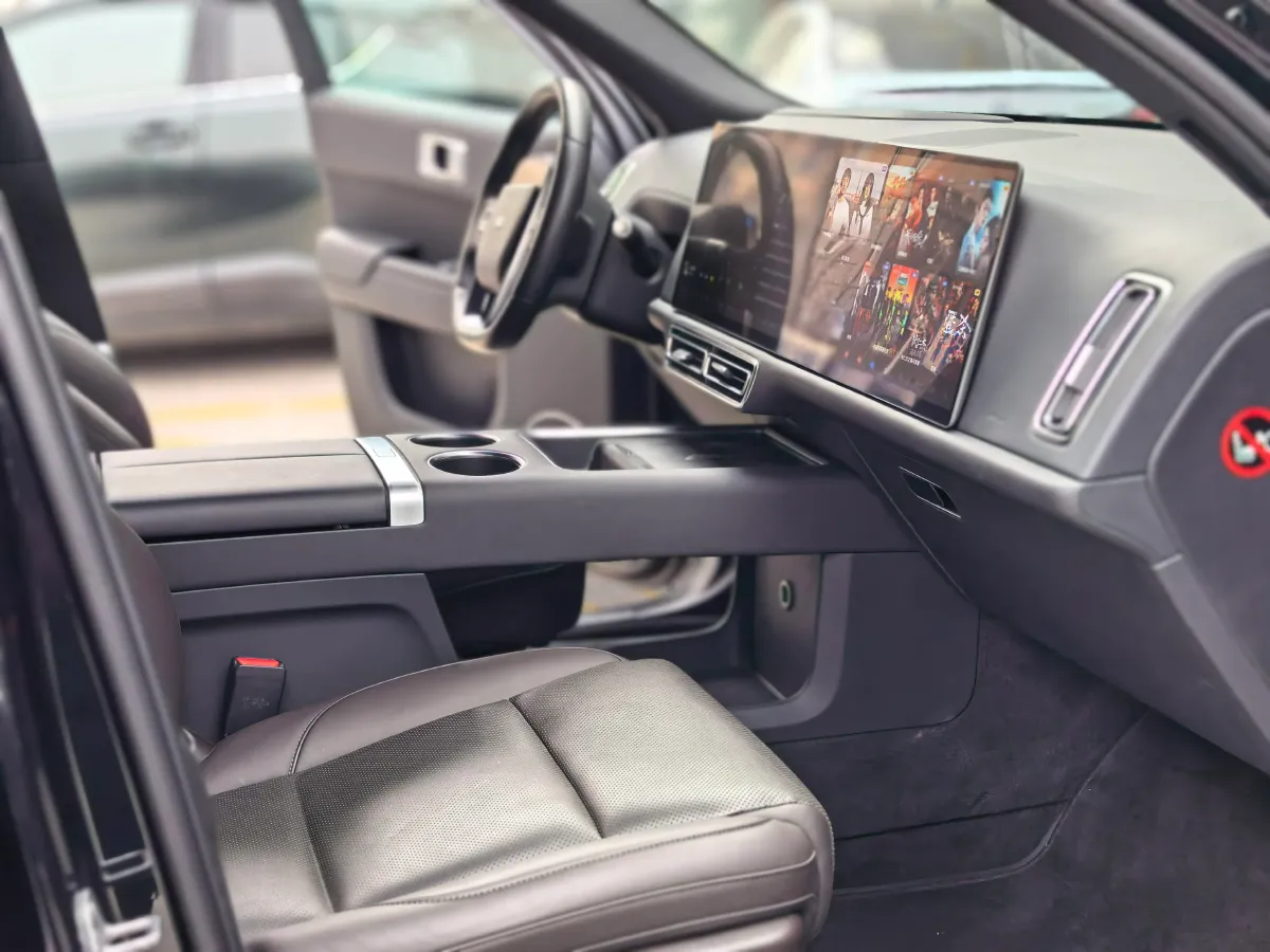 2022 Li L9 Range Extended 154HP REEV 42.6KWH,autocango,china used car exporter,china ev exporter,chinese used car exporter,chinese used ev exporter