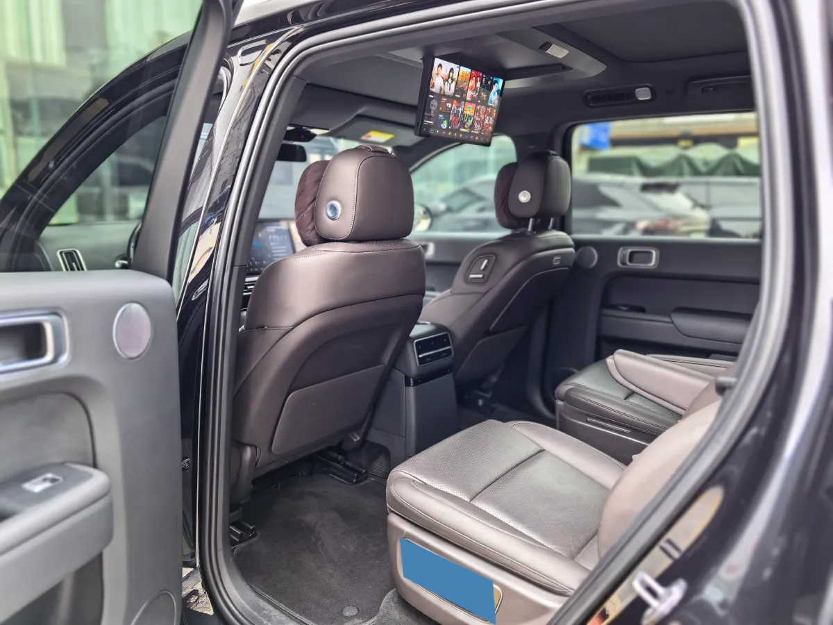 2022 Li L9 Range Extended 154HP REEV 42.6KWH,autocango,china used car exporter,china ev exporter,chinese used car exporter,chinese used ev exporter